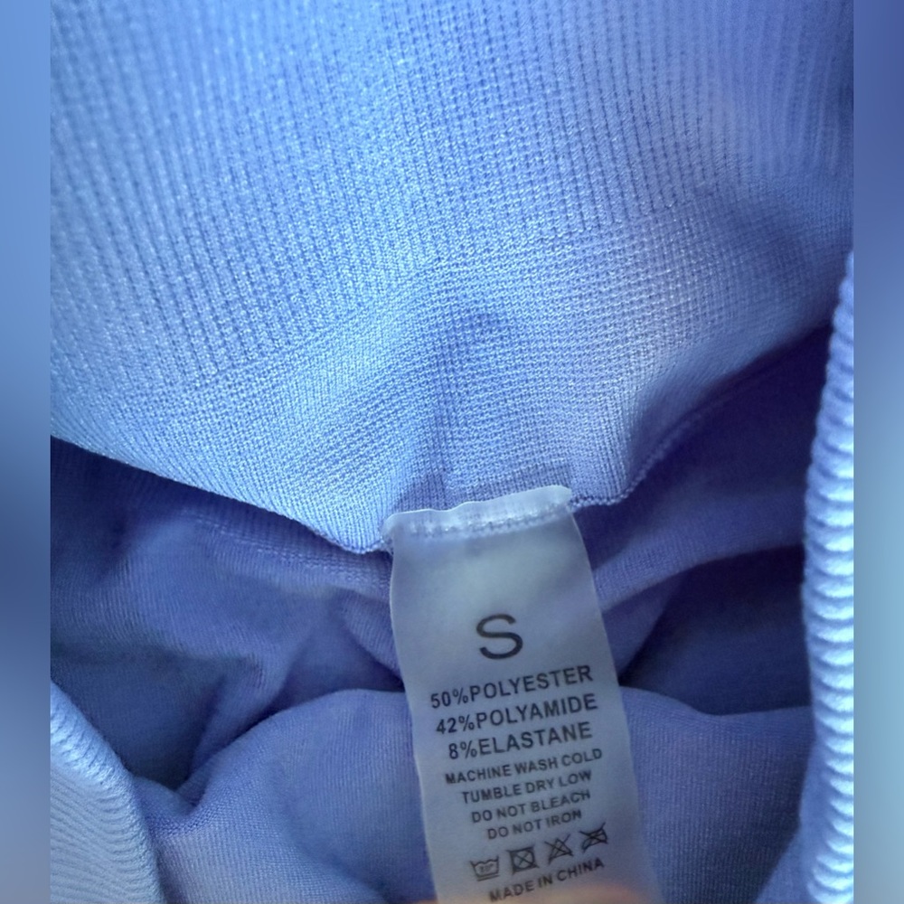 Yeoreo Purple Scrunch Leggings - Picture 4 of 6